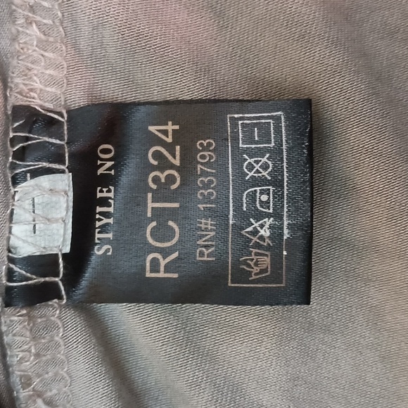 NWOT POL Oversized Olive Fringe Tunic Top - Picture 4 of 5